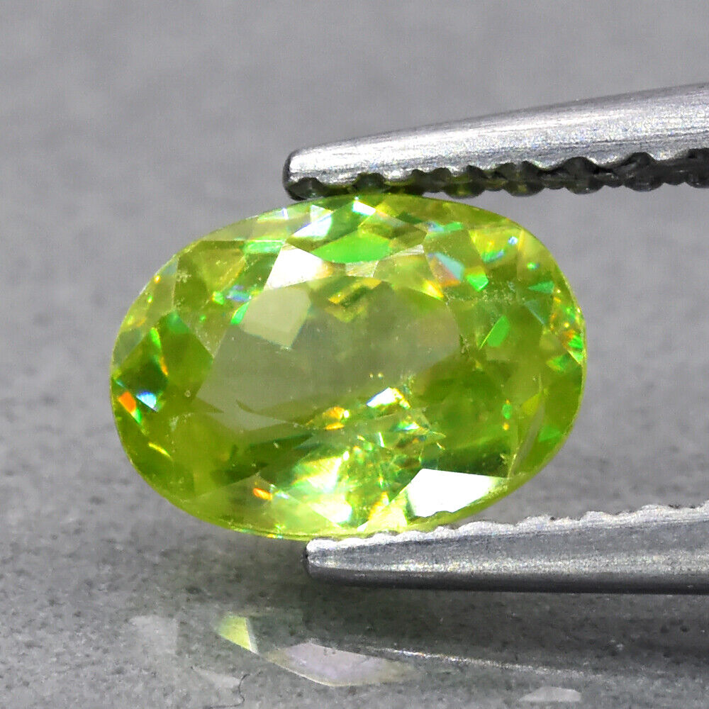 0.87ct Sphene